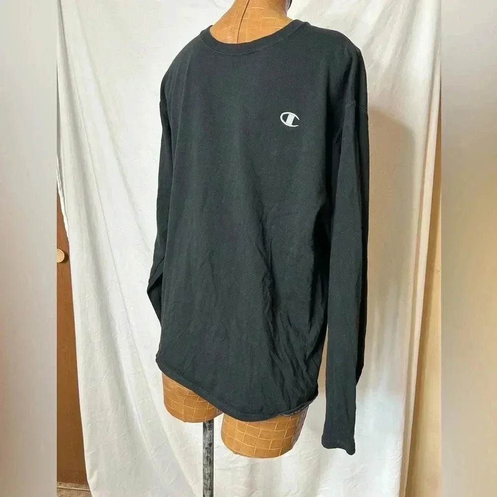 Champion longsleeve Men’s Tshirt‎ size Large